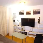 Edison Lek شقة